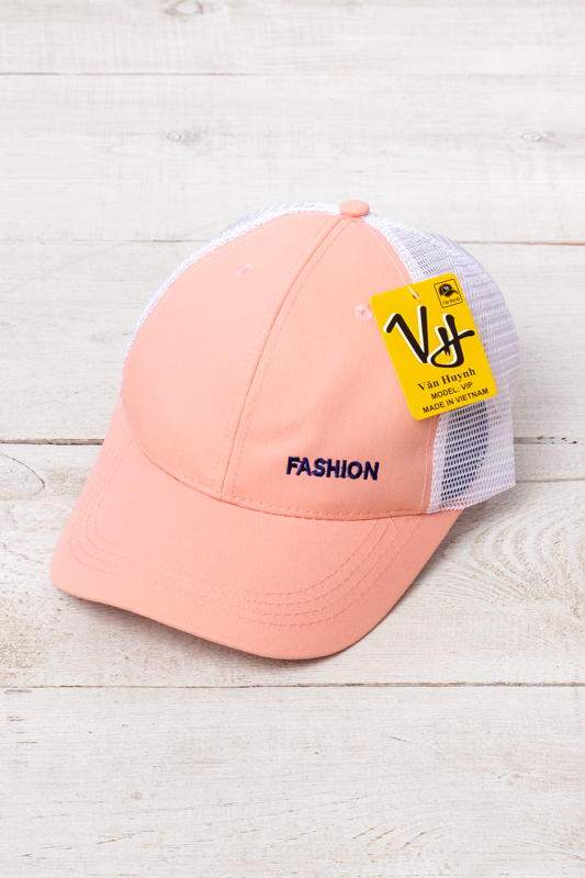 Кепка жіноча